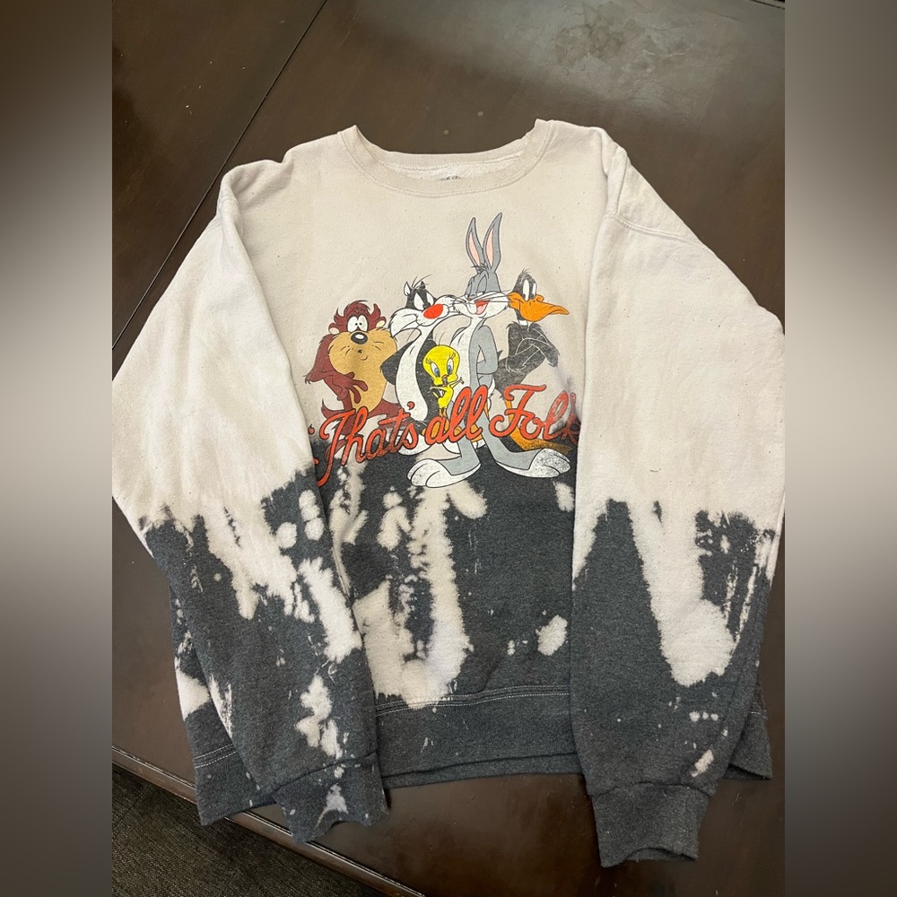 Looney Tunes Crewneck Sweatshirt